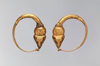 Earring with head of a ram