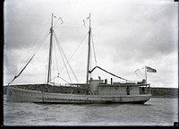 USFS Elder ship. Original public domain image from Flickr