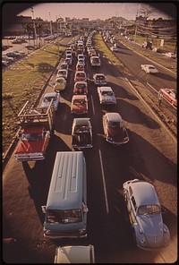 5.P.M. Traffic on Route 2 in Bayam&oacute;n. Original public domain image from Flickr