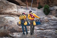 Joshua Tree Search and Rescue practicing dual-attendant litter rescue