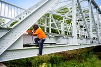 Pedestrian bridge construction