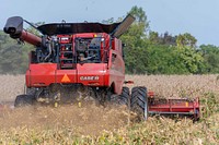 Aaron Lee harvests popcorn on his farm in Salem, IN September 30, 2021. (NRCS photo by Brandon O'Connor). Original public domain image from Flickr