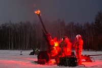 Spartan paratroopers conduct live-fire artillery training.