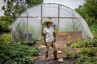 University of Maryland Extension Urban Farmer Field School holds an educational event at Plantation Park Heights Urban Farm (PPHUF) in Baltimore, Md., July 20, 2021. (USDA/FPAC Photo by Preston Keres) Original public domain image from Flickr