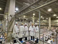 Agriculture Secretary Tom Vilsack visits the Greater Omaha Packing Company to see first hand how the grants have been utilized as part of the expanded meat and poultry processing capacity, support to the producer and strengthening the food supply chain and to lower cost for families. In Omaha, NE on November 2, 2022. USDA twitter photo