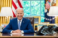 President Joe Biden talks on the phone with Finland President Sauli Niinistö and Swedish Prime Minister Magdalena Andersson Tuesday, August 9, 2022, in the Oval Office of the White House. (Official White House Photo by Erin Scott)