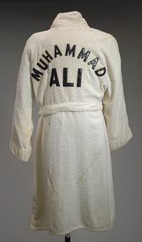 White terrycloth robe worn by Muhammad Ali during training at Deer Lake, National Museum of African American History and Culture