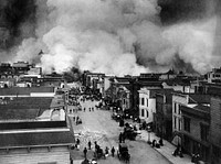 San Francisco Mission District burning in the aftermath of the San Francisco Earthquake of 1906.