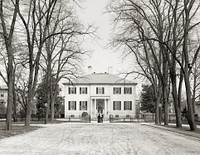 Published 1905. TITLE: 018411 GOVERNOR'S MANSION, RICHMOND, VA. Created by the Detroit Publishing Company (photographer not recorded)