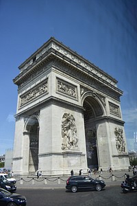 Arc de Triomphe, Paris famous landmark. View public domain image source here