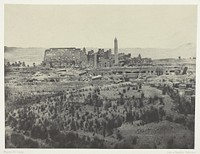 Palais de Karkak, Vue générale des Ruines, Prise a l'est; Thèbes by Maxime Du Camp