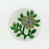 Paperweight by Baccarat Glassworks