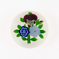 Paperweight by Baccarat Glassworks