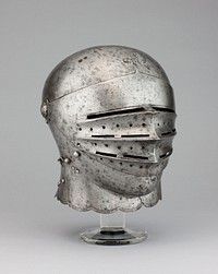 Close Helmet