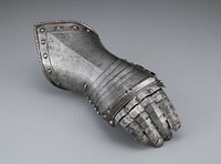 Fingered Gauntlet for the Right Hand