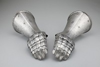 Pair of Mitten Gauntlets