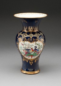 Vase by Worcester Porcelain Factory (Manufacturer)