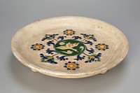 Tripod Dish with Flying Goose, Stylized Flowers and Vines