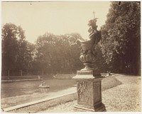 Versailles, Grand Trianon, (Vase en Plomb par Le Lorrain) by Jean-Eugène-Auguste Atget