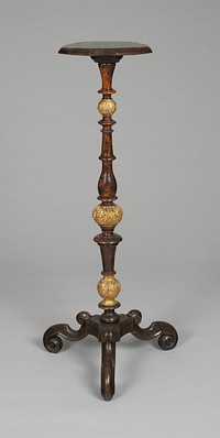 Candlestand