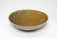 Lobed Bowl with Peony Flowers