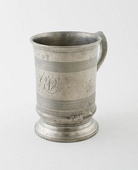 Pint Measure with Double C Handle