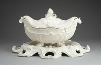 Tureen and Stand by Pont-Aux-Choux Factory (Manufacturer)