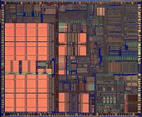 Intel Pentium III - Coppermine Die-Shot Etched to polysilicon layer  Microscope: Leitz SECOLUX 6x6 (objektiv: Leitz NPL Fluotar 5x/0.09 oo/-)Camera: Sony NEX-5T (16.1MP APS-C sensor)(resize to 50%) die-size 11,20mm x 9,30mm (104,16mm²)
