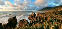 Westcoast Sunset, NZ, Paparoa National Park, is an untamed natural wilderness of rivers and rainforests, glaciers and geological treasures.