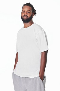 Men&#39;s white fashion t-shirt apparel psd mockup
