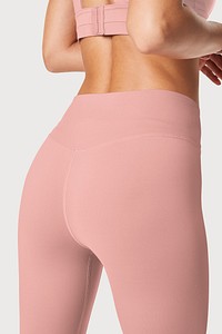 Women&#39;s pink workout leggings psd mockup