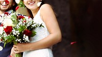 Wedding flower HD wallpaper, bride holding bouquet