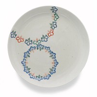 Dish with Paulownia Snowflake Design