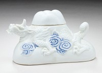 Incense Box in the Form of Mount Fuji with Rain Dragon