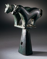 Finial (Dingshi) with Two Horses