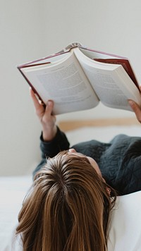 Woman reading book iPhone wallpaper, hobby image