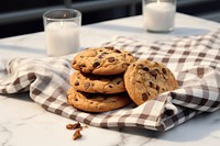 Cookie chocolate bread table. 