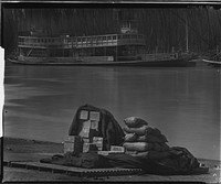 Ferry and wharf goods. Vicksburg, Mississippi. Sourced from the Library of Congress.