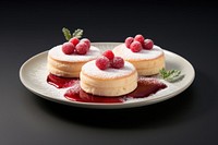 Plate raspberry dessert pancake. 