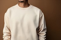 Sweatshirt sweater sleeve white