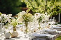 Outdoors table wedding flower. 