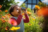 Nature photography binoculars curiosity. 