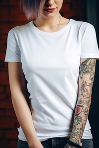 T-shirt tattoo sleeve white. 