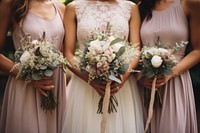 Bridesmaid wedding fashion holding. 