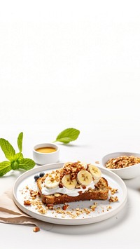 Bananaenbrot granola rezept plate food breakfast. 