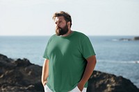 Green plus-size t-shirt, design resource