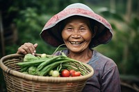 Smile vegetable basket adult. 