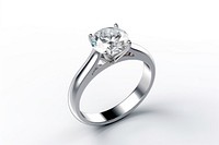 Ring diamond platinum gemstone. 