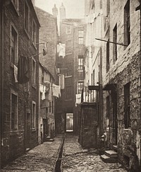 Close No. 75 High Street (#12) by Thomas Annan