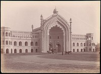 [Rumi Darwaza, Lucknow, India]